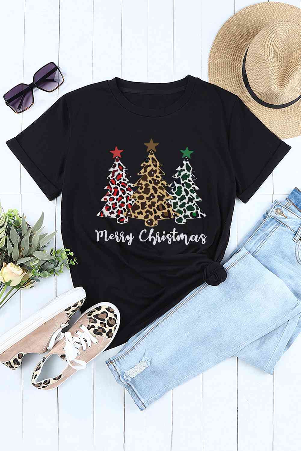 MERRY CHRISTMAS Graphic T-Shirt