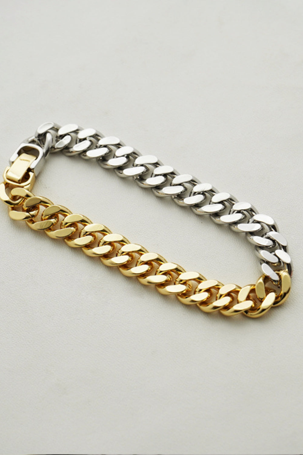 Two-Tone Chunky Chain Bracelet