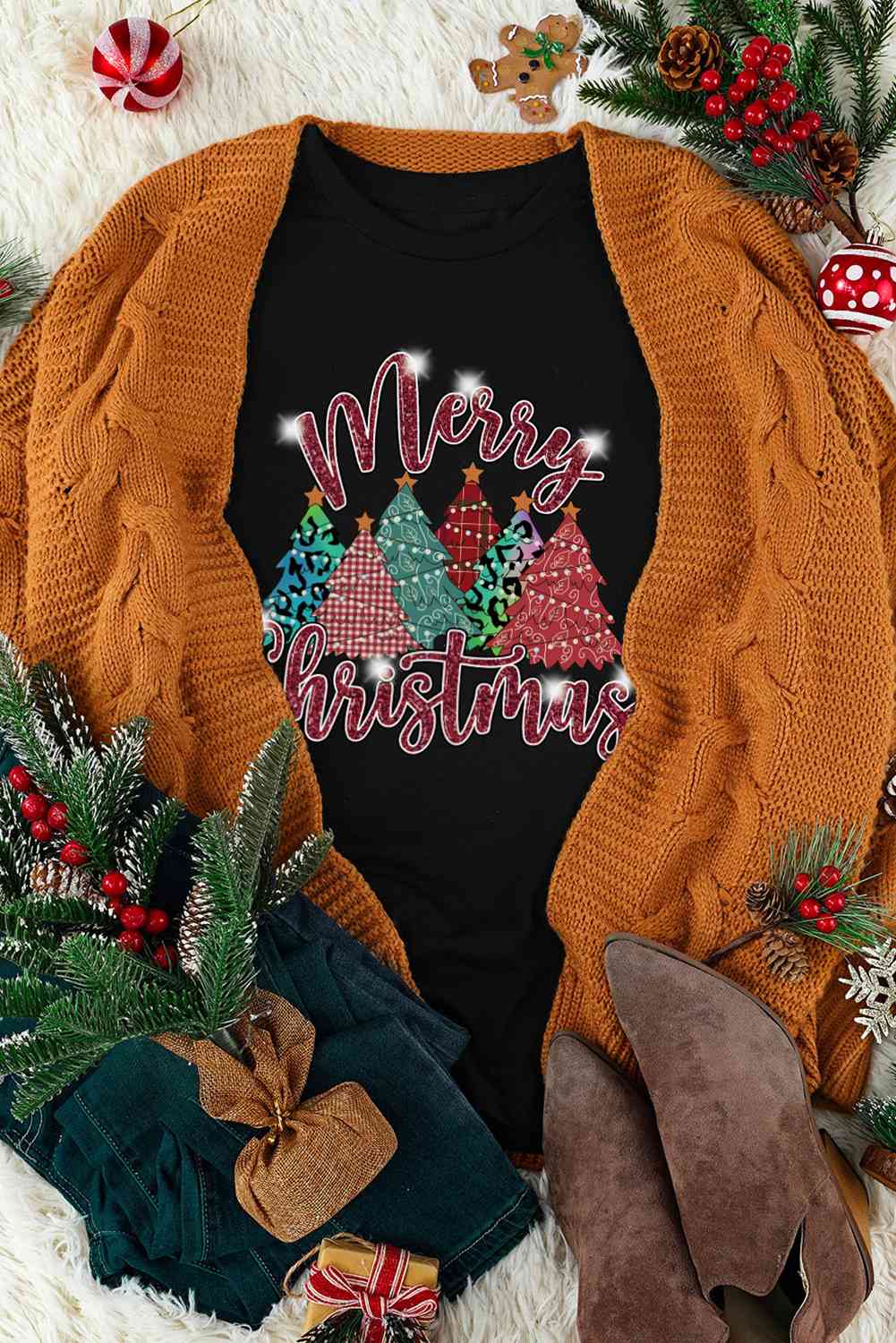 MERRY CHRISTMAS Graphic T-Shirt